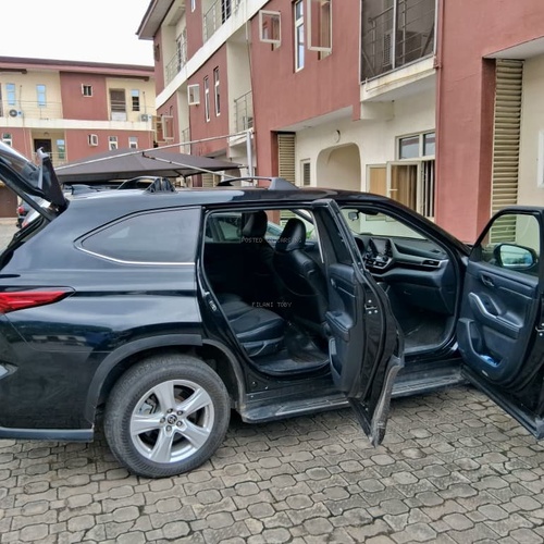 2021 Toyota Highlander for Sale In Lagos