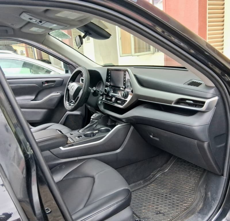2021 Toyota Highlander for Sale In Lagos image