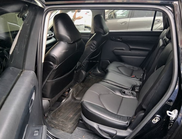 2021 Toyota Highlander for Sale In Lagos