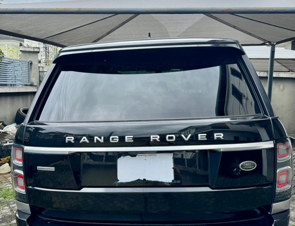 Clean Range Rover Vogue 2016 for Sale In Lekki Lagos