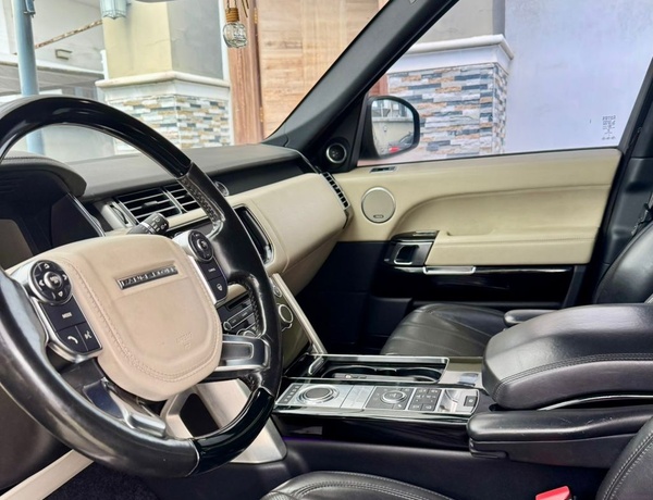 Clean Range Rover Vogue 2016 for Sale In Lekki Lagos