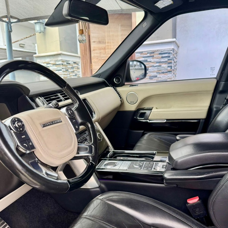 Clean Range Rover Vogue 2016 for Sale In Lekki Lagos image
