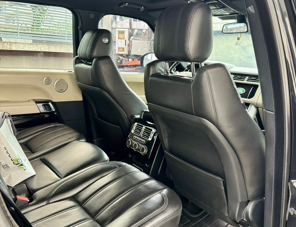 Clean Range Rover Vogue 2016 for Sale In Lekki Lagos