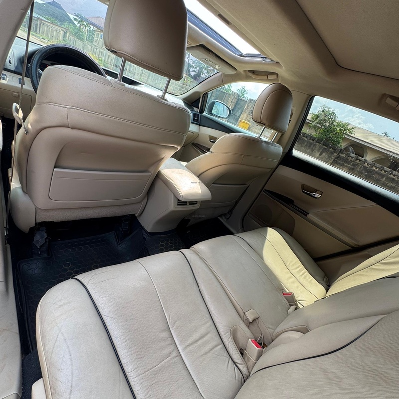 Toyota Venza(v6) 2010 for Sale In Abuja image