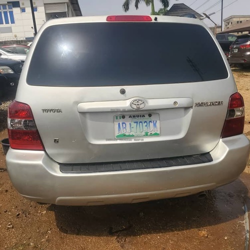 Toyota Highlander 2006 model for Sale In Abuja