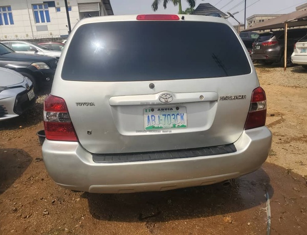 Toyota Highlander 2006 model for Sale In Abuja