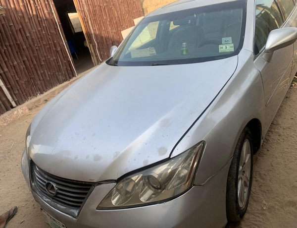 Nigerian used Lexus es 350 2010