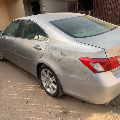 Nigerian used Lexus es 350 2010