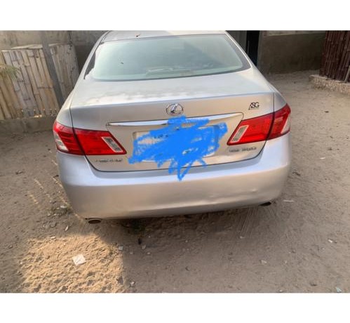 Nigerian used Lexus es 350 2010