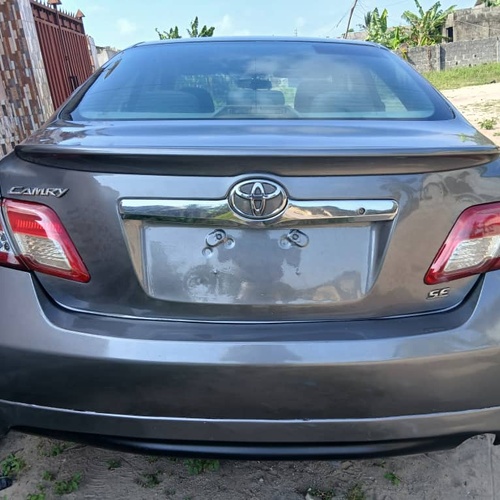 Toyota Camry SE 2007 Upgraded to 2011 for Sale In Lagos