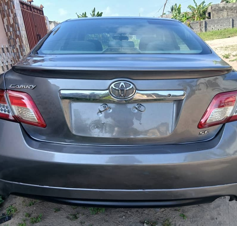 Toyota Camry SE 2007 Upgraded to 2011 for Sale In Lagos image