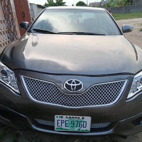 Toyota Camry SE 2007 Upgraded to 2011 for Sale In Lagos