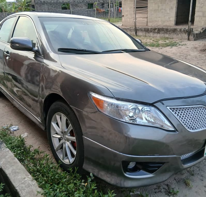 Toyota Camry SE 2007 Upgraded to 2011 for Sale In Lagos image