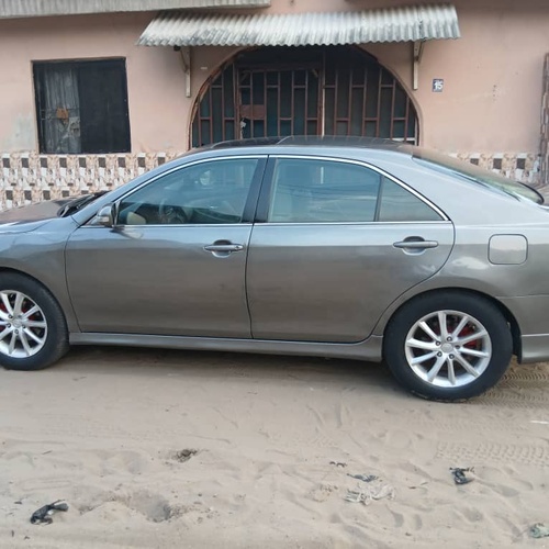 Toyota Camry SE 2007 Upgraded to 2011 for Sale In Lagos