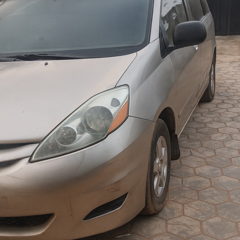 TOYOTA SEINA LE 2007 FOR SALE IN LAGOS image