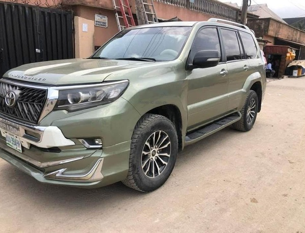 Lexus 470GX 2008 model upgraded to Toyota Prado 2023