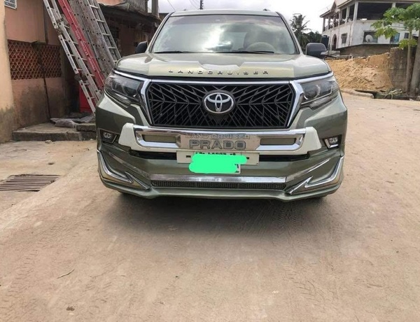 Lexus 470GX 2008 model upgraded to Toyota Prado 2023