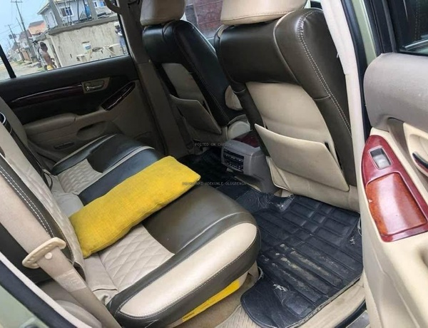 Lexus 470GX 2008 model upgraded to Toyota Prado 2023