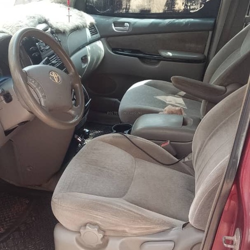 Toyota Sienna Se 2007 for Sale In Enugu
