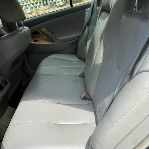 Distress sales XLE V6 Toyota Camry 2010 Thumbstart for Sale In Edo