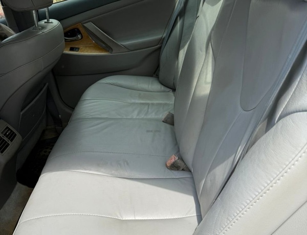 Distress sales XLE V6 Toyota Camry 2010 Thumbstart for Sale In Edo