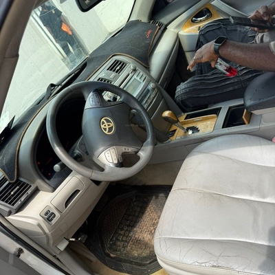 Distress sales XLE V6 Toyota Camry 2010 Thumbstart for Sale In Edo