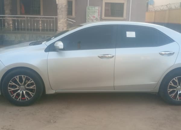 Toyota Corolla 2016 for Sale in Abuja
