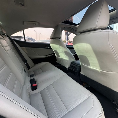 *Foreign used 2014 IS250 Lexus F-Sport 📍ABUJA*