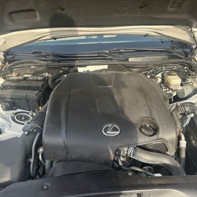 *Foreign used 2014 IS250 Lexus F-Sport 📍ABUJA*