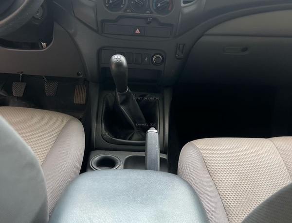 Mitsubishi L200 pick-up, 2016 model for Sale In Lagos