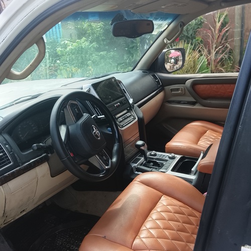 Toyota Land Cruiser Jeep 2000 Upgraded to 2023