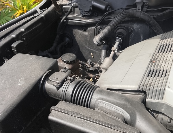 Toyota Land Cruiser Jeep 2000 Upgraded to 2023