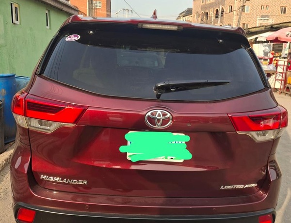 Toyota Highlander 2015 Limited Edition for Sale In Lagos