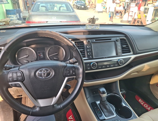 Toyota Highlander 2015 Limited Edition for Sale In Lagos