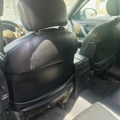 Infiniti FX35 2004 (Silver) for Sale In Abuja