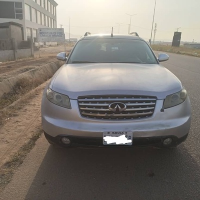 Infiniti FX35 2004 (Silver) for Sale In Abuja