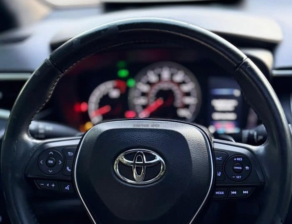 FOREIGN USED TOYOTA COROLLA 2020 MODEL FOR SALE IN ABUJA