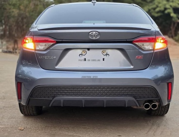 FOREIGN USED TOYOTA COROLLA 2020 MODEL FOR SALE IN ABUJA