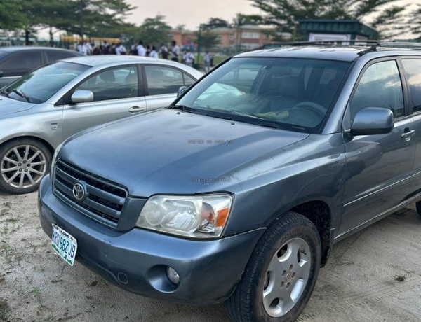 Toyota Highlander 2004 for Sale In Ajah Lagos