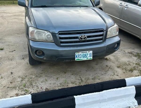 Toyota Highlander 2004 for Sale In Ajah Lagos