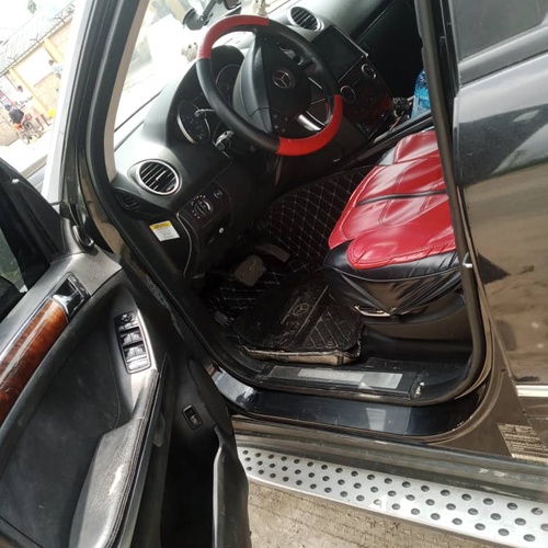 2006 SUV Mercedes Benz ML500 for Sale In Lagos