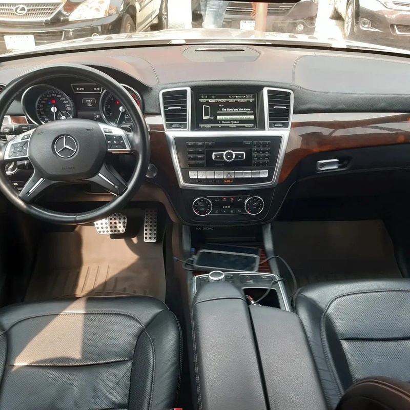 Mercedes Benz GL550 2015 for Sale In Ikeja Lagos image