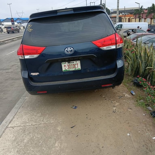 Toyota Sienna 2012 for Sale In Lagos