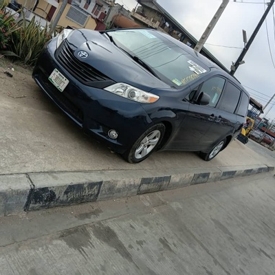 Toyota Sienna 2012 for Sale In Lagos