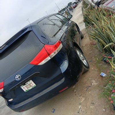 Toyota Sienna 2012 for Sale In Lagos