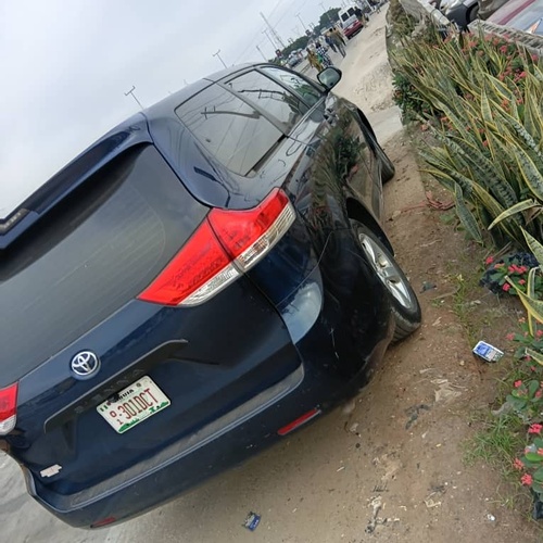 Toyota Sienna 2012 for Sale In Lagos