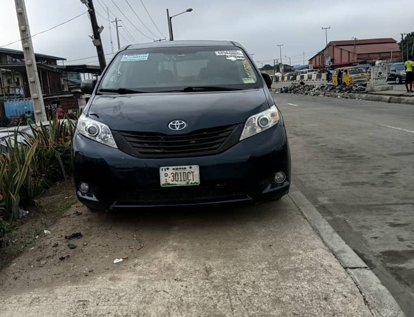 Toyota Sienna 2012 for Sale In Lagos
