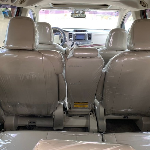 Toyota Sienna 2011 for Sale in Abuja