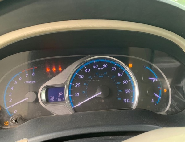 Toyota Sienna 2011 for Sale in Abuja