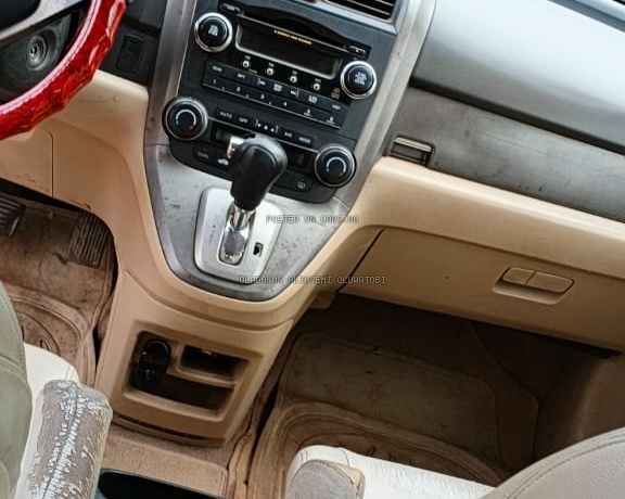 HONDA CR-V 2009 MODEL FOR SALE IN IKORODU LAGOS